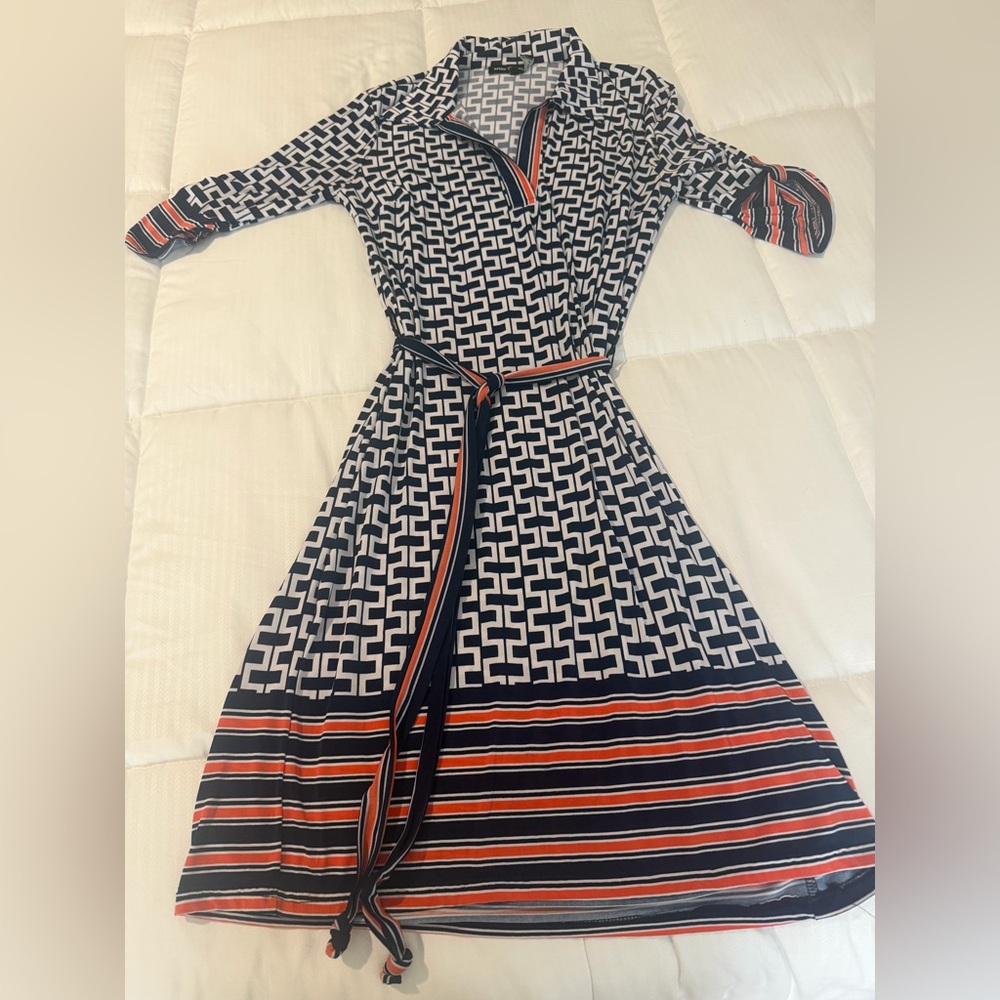 Navy Geometric Midi Shirt Dress with Contrast Stripe Trim - Picture 2 of 3